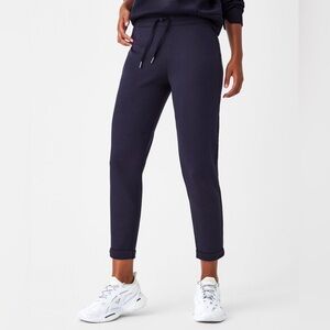 SPANX AirEssentials® Tapered Pant Navy Blue size Small